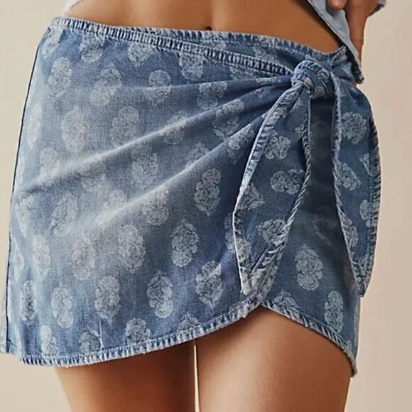 Free People NWOT Peaches Mini Skirt Size 12 - Picture 2 of 9